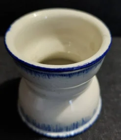 Coquetier diabolo faïence début XXème