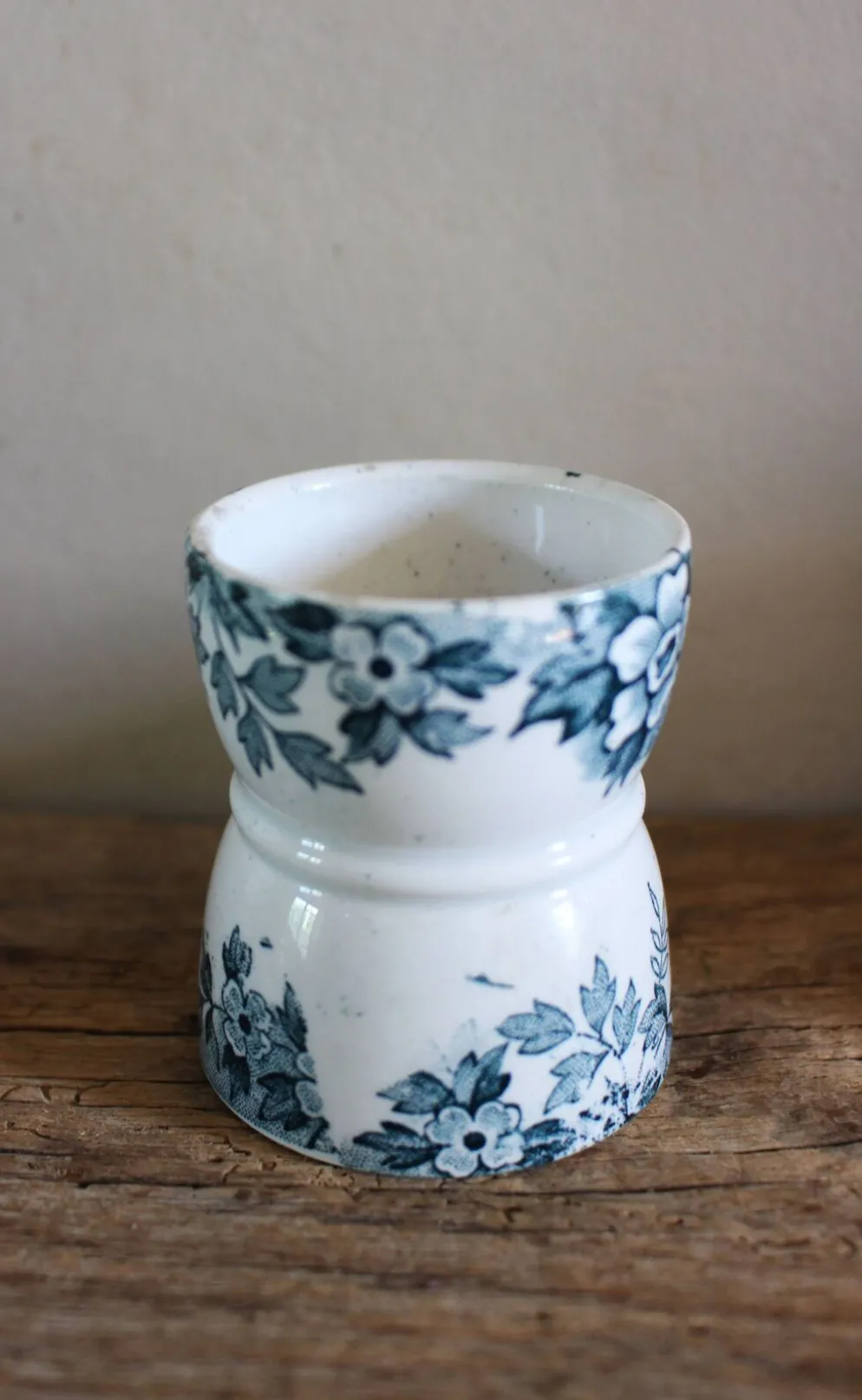 Coquetier Diabolo Terre de Fer fleurs bleu