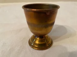 Coquetier doré