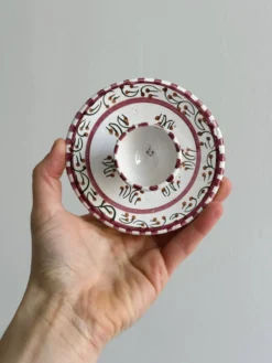 Coquetier en céramique peint à la main