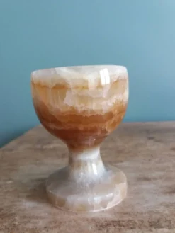 Coquetier en onyx albâtre