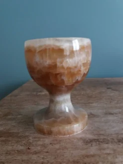 Coquetier en onyx albâtre