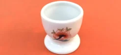 Coquetier en porcelaine Ulysse Paris pour Chanill décor floral
