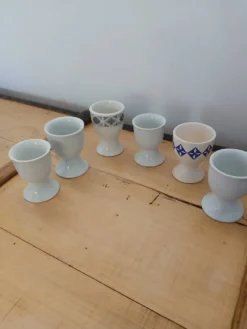 6 coquetiers anciens dépareillés