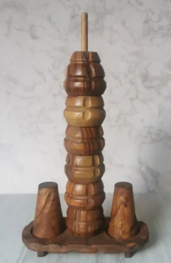 Coquetiers bois sculpté salière et poivrière
