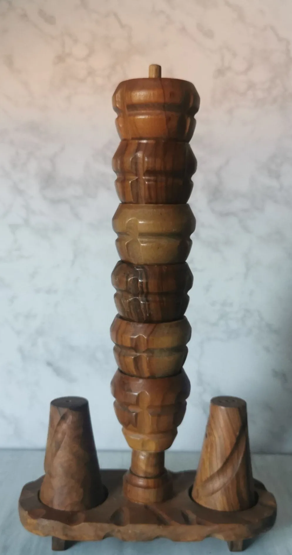 Coquetiers bois sculpté salière et poivrière