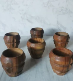 Coquetiers bois sculpté salière et poivrière