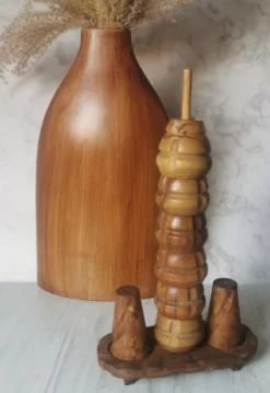 Coquetiers bois sculpté salière et poivrière