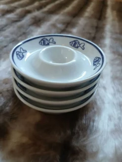 4 coquetiers Carré Blanc