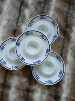 4 coquetiers Carré Blanc