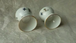 Coquetiers diabolo en porcelaine decor aux barbeaux