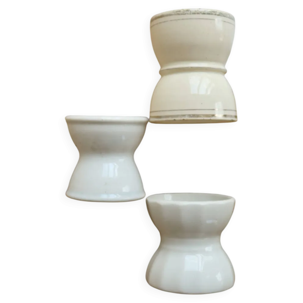 3 coquetiers diabolo vintage dépareillées faïence