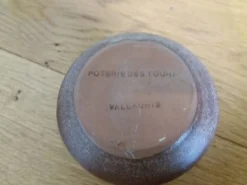 Coquetiers dépareillés en grès