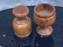 3 coquetiers en bois tourne, vintage