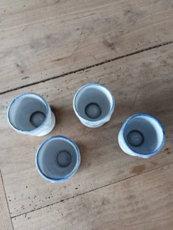 4 coquetiers en céramique