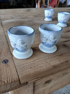 4 coquetiers en céramique