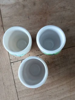 4 coquetiers en céramique
