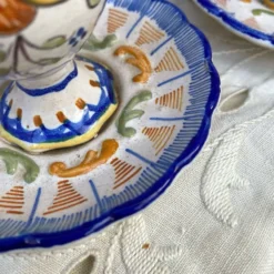 Coquetiers en faïence peinte à la main
