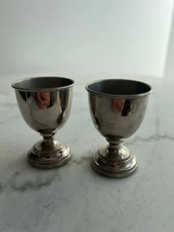 2 coquetiers en métal argenté