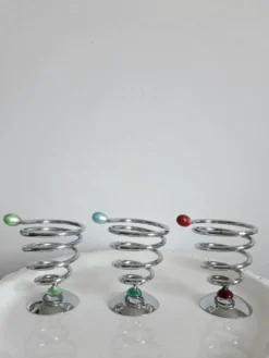 3 coquetiers en métal chromé