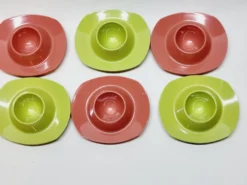 6 coquetiers en plastique vintage années 1960 Schumm Plastic Style neuf en boîte