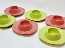 6 coquetiers en plastique vintage années 1960 Schumm Plastic Style neuf en boîte