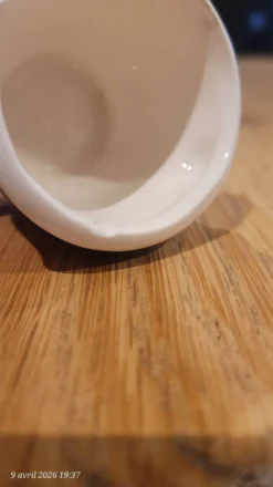 7 coquetiers en porcelaine