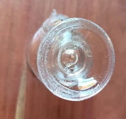 4 coquetiers en verre formant une poule, France 1980