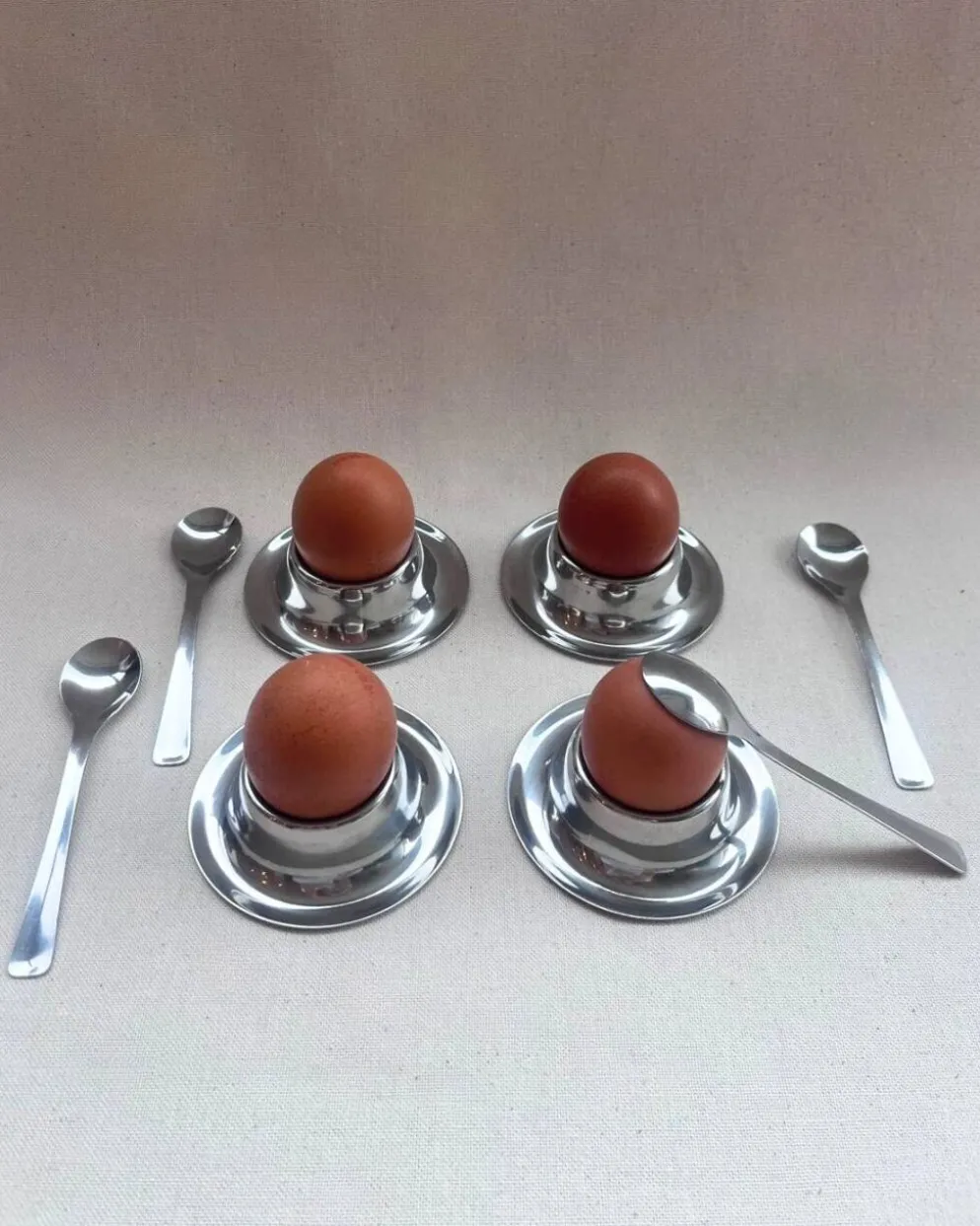 Coquetiers et cuillères