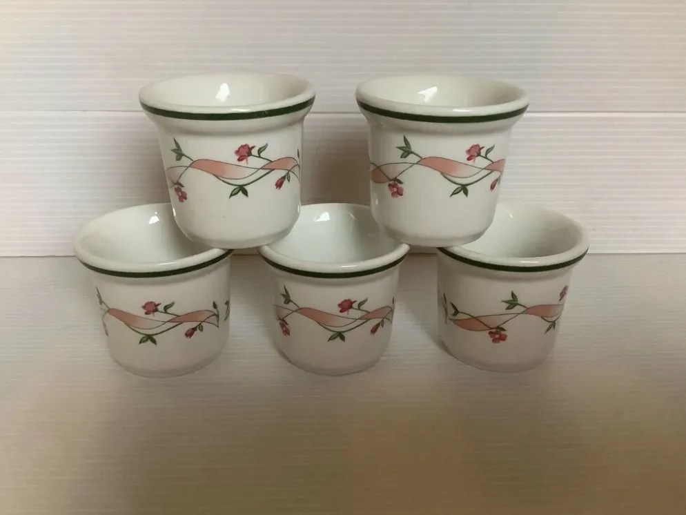 5 coquetiers fleurs roses made in England