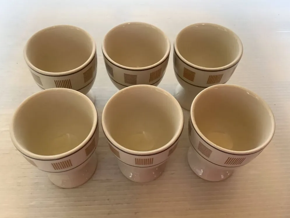 6 coquetiers motifs géométriques beige et marron