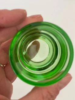 6 coquetiers verres à digestif Lever en verre vert