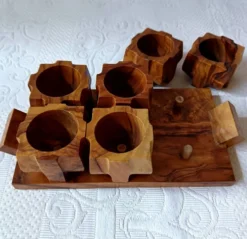 6 coquetiers vintage sur plateau en bois d'olivier France