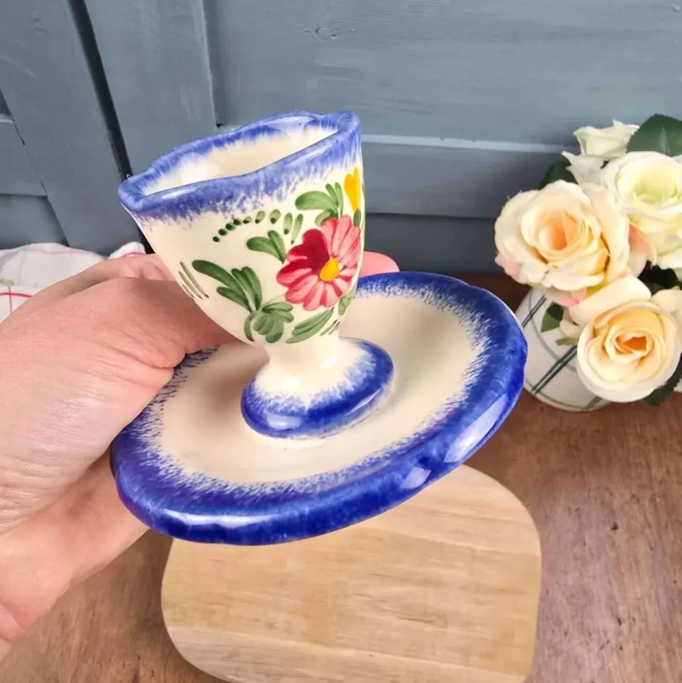 Coquetier vintage avec coupelle – Fait main – Décor floral bleu