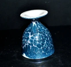 Coquetier vintage en porcelaine bleue
