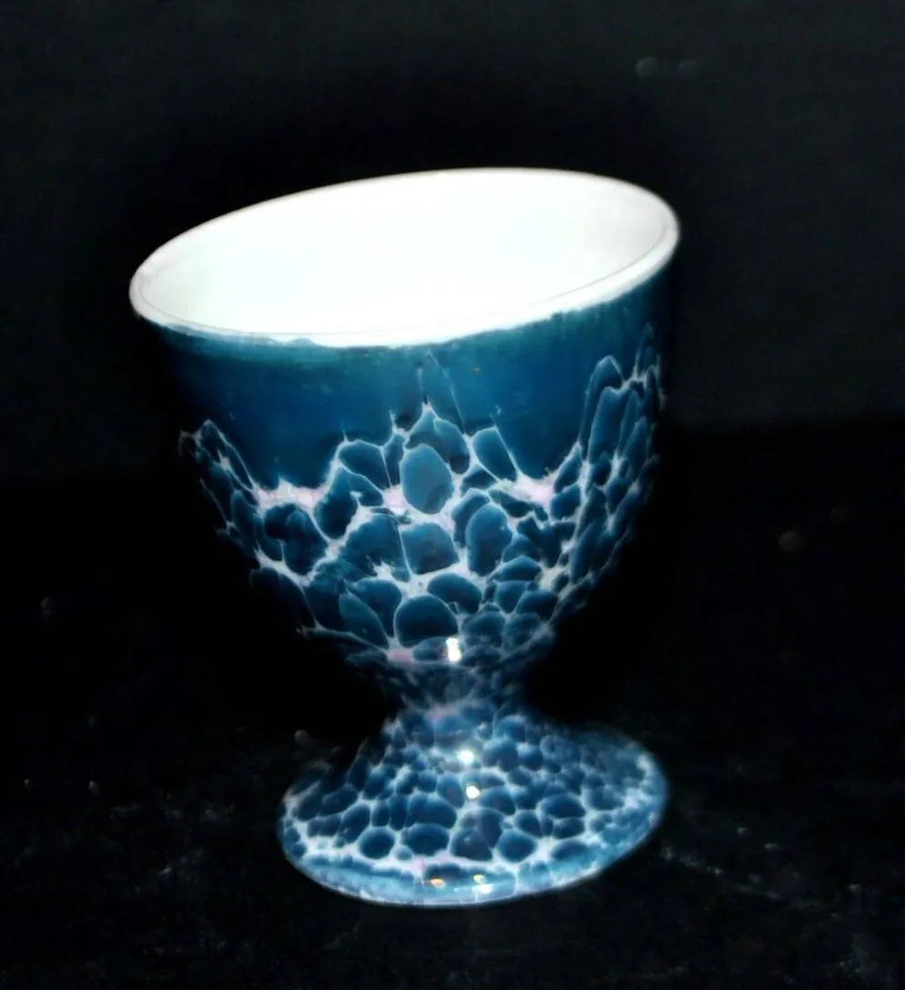 Coquetier vintage en porcelaine bleue