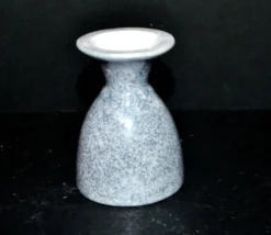 Coquetier vintage en porcelaine grise