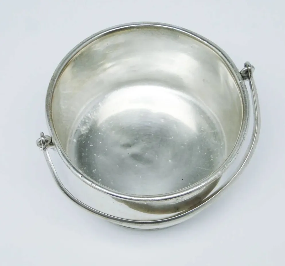 Corbeille industrielle à sucre, en laiton argenté, Pologne, 19e siècle