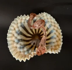Corbeille Murano en verre soufflé opalin, Italie, années 1950-1960