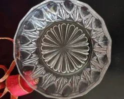 Coupe centre de table en verre moulé, Reims