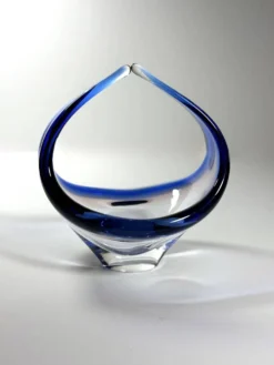 Coupe corbeille en verre soufflé Sommerso bleu - Style Murano 1960