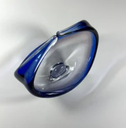 Coupe corbeille en verre soufflé Sommerso bleu - Style Murano 1960