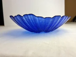 Coupe décorative bleu cobalt