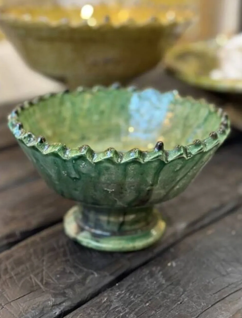 Coupe dentelee sur pied tamegroute - vert