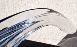 Coupe en cristal estampillée Baccarat France, design art de la table