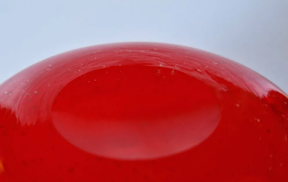 Coupe en verre de Murano rouge vintage Italie
