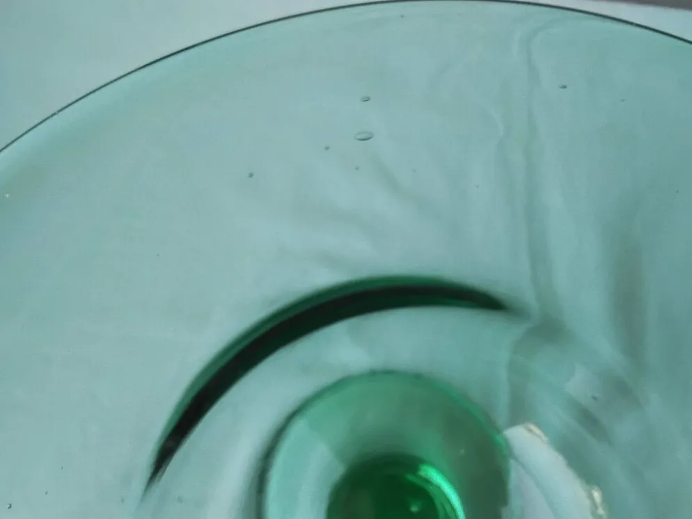Coupe en verre sur pied