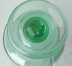 Coupe en verre sur pied
