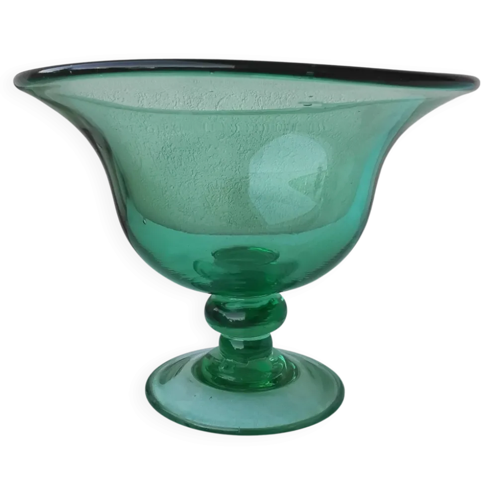 Coupe en verre sur pied