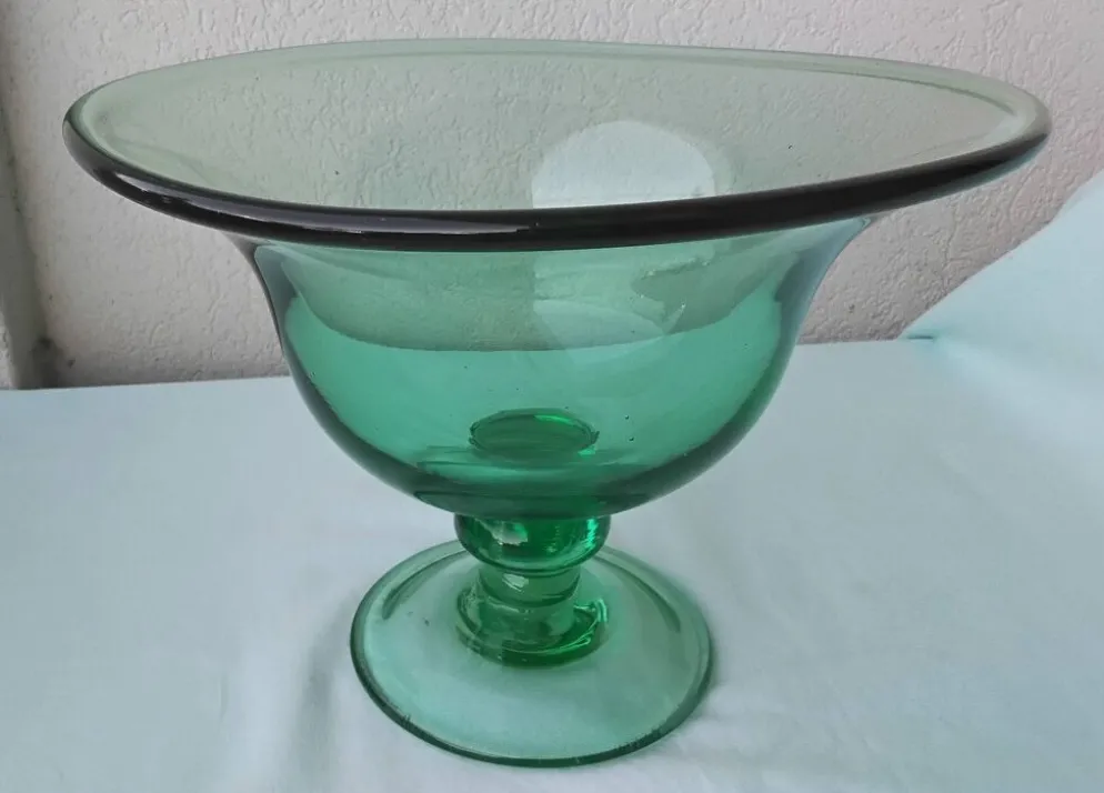 Coupe en verre sur pied